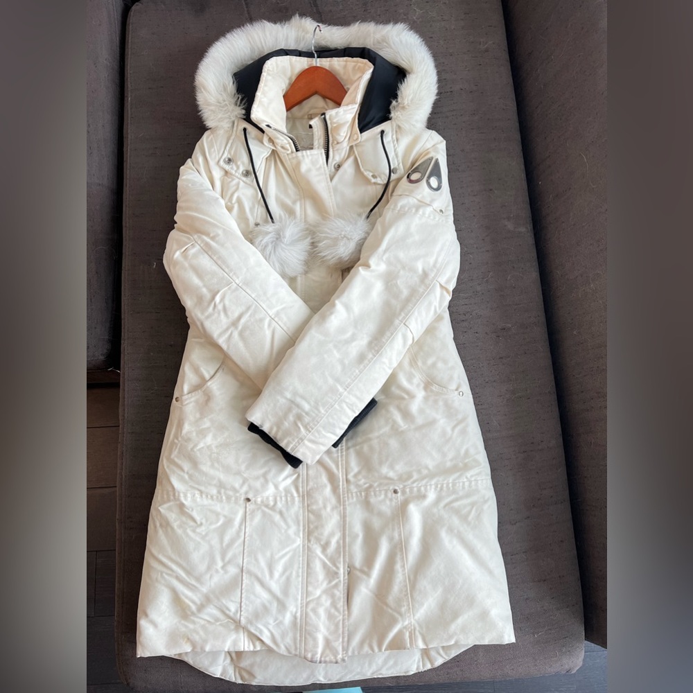 Moose Knuckles Cream White